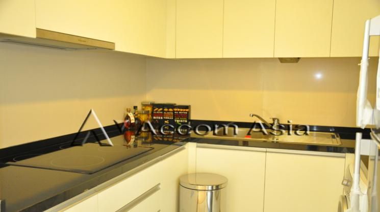 O2 Hip Condominium  2 Bedroom For Rent BTS Ploenchit in Wireless Bangk03