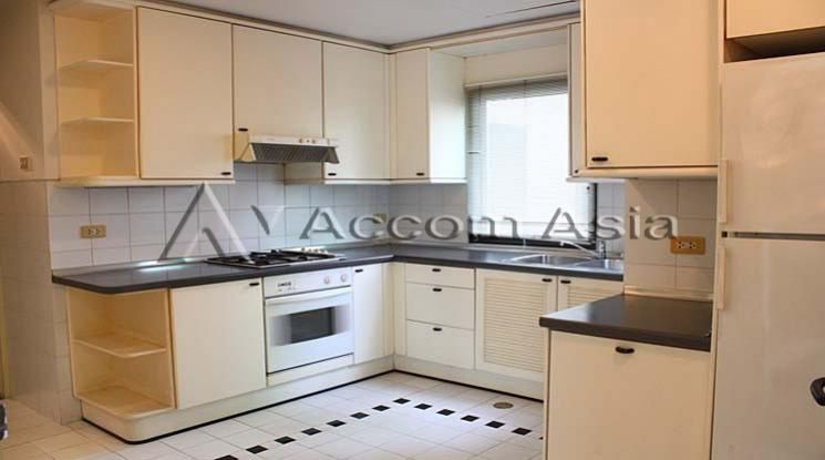 Baan Sansiri Condominium  3 Bedroom For Rent BTS Ratchadamri in Rachad06