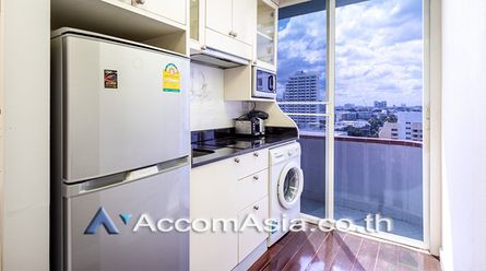 Superbly Balanced Combination Condominium  2 Bedroom For Rent BTS Thon02