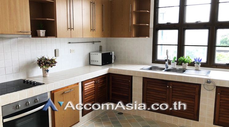 The Spacious And Bright Dwelling Apartment  2 Bedroom For Rent  in Nan05