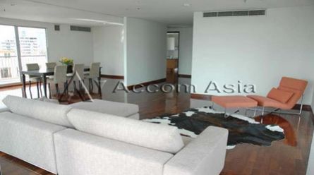 Nice Terrace &amp; Unique design Apartment  4 Bedroom For Rent  in Sat02