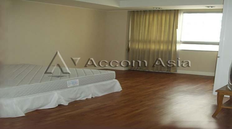 Residences in mind Apartment  3 Bedroom For Rent BTS Phrom Phong in Su06