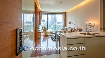 The Address Sukhumvit 28 Condominium  1 Bedroom For Rent BTS Phrom Pho02