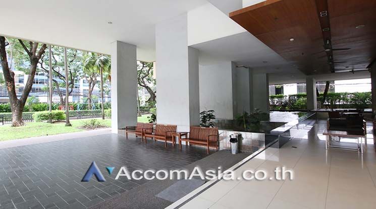 Kids Friendly Speac Apartment  4+1 Bedroom For Rent BTS Phrom Phong in06