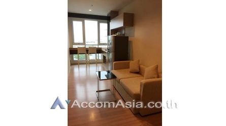 Rhythm Sathorn Condominium  1 Bedroom For Rent BTS Saphan Taksin in Sa02