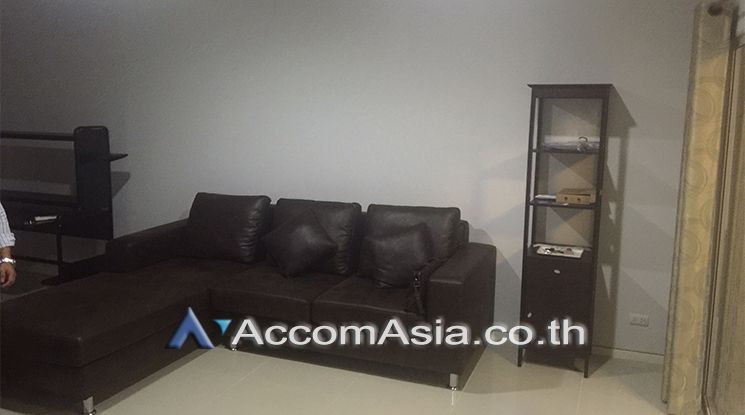 Townhouse  3 Bedroom For Rent BTS On Nut in Sukhumvit Bangkok04
