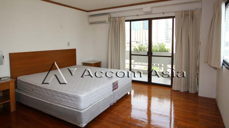 Sukhumvit House Condominium  2 Bedroom For Rent BTS Asok - MRT Sukhumv03