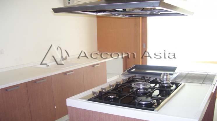Kids Friendly Speac Apartment  4 Bedroom For Rent  in Sukhumvit Bangko03