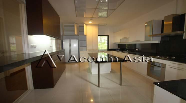 The Lush Greenery Residence Apartment  4 Bedroom For Rent BTS Chong No06