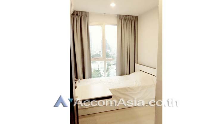 Rhythm Sathorn Condominium  2 Bedroom For Rent BTS Saphan Taksin in Sa05