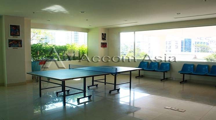 Fully Furnished Suites Apartment  3 Bedroom For Rent BTS Phrom Phong i06