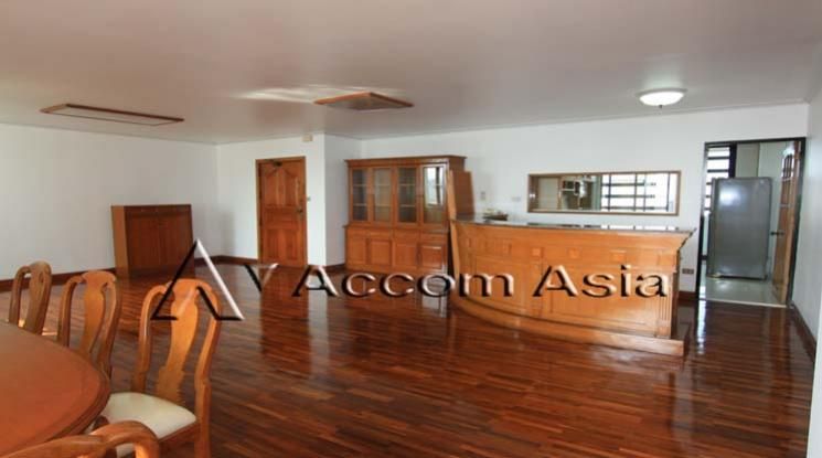 Low Rised Building Apartment  3 Bedroom For Rent BTS Thong Lo in Sukhu04