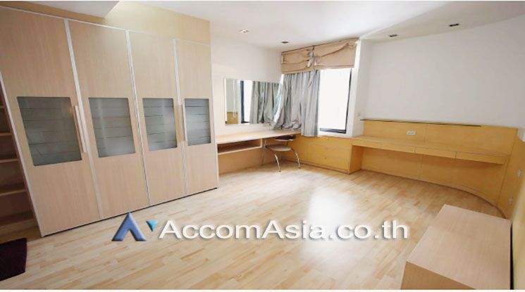 Las Colinas Condominium  2 Bedroom For Rent BTS Asok - MRT Sukhumvit i04