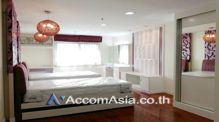Kallista Mansion Condominium  3+1 Bedroom For Rent BTS Nana in Sukhumv06
