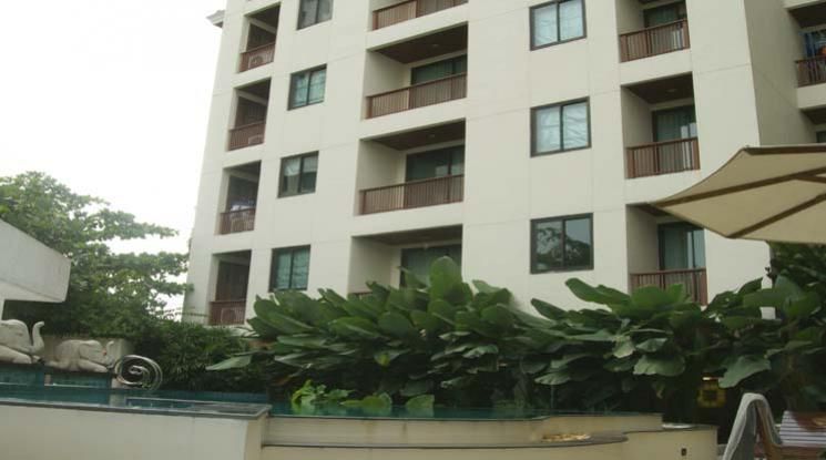 Boutique living style Apartment  2 Bedroom For Rent BTS Asok - MRT Suk06
