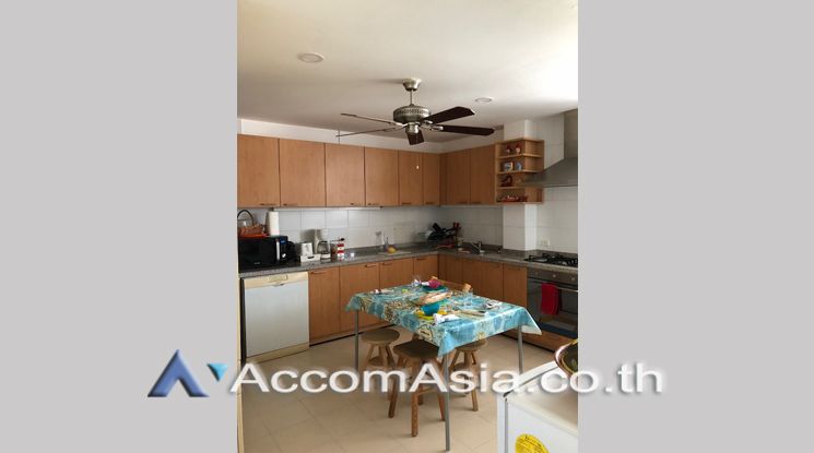 The Lush Greenery Residence Apartment  4 Bedroom For Rent BTS Chong No06