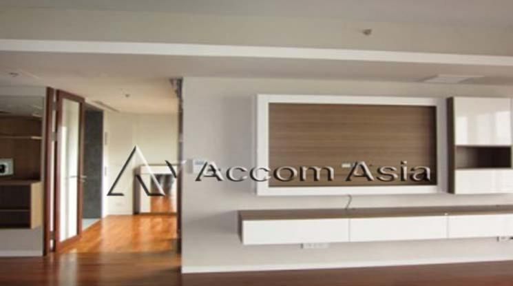 Hansar Residence Condominium  2 Bedroom For Rent BTS Ratchadamri in Pl06