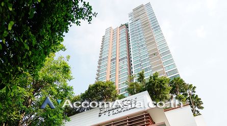 Fullerton Sukhumvit Condominium  2 Bedroom For Rent BTS Thong Lo - BTS02