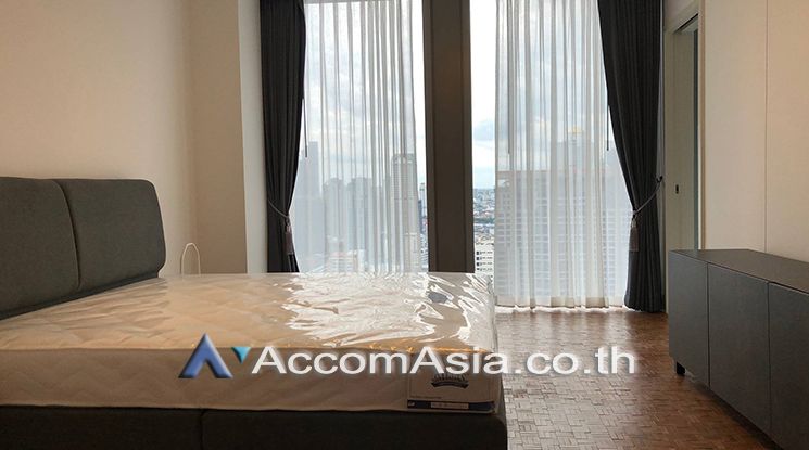 The Ritz-Carlton Residences Condominium  3 Bedroom For Rent BTS Chong03