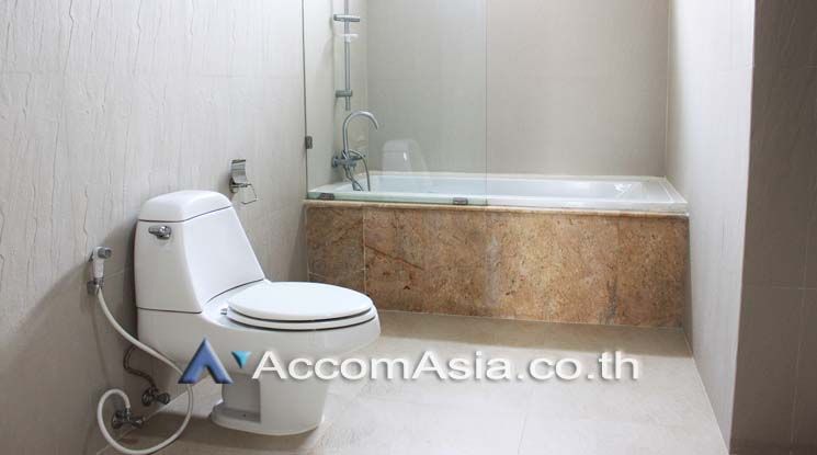 Family friendly environment Apartment  3+1 Bedroom For Rent BTS Asok -03