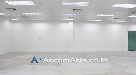 Bhiraj Tower At Sathorn Office space For Rent BTS Surasak in South Sat02
