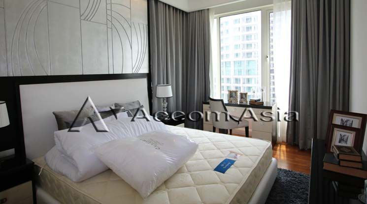 Q Langsuan Residence Condominium  2 Bedroom For Rent BTS Chitlom in Pl03
