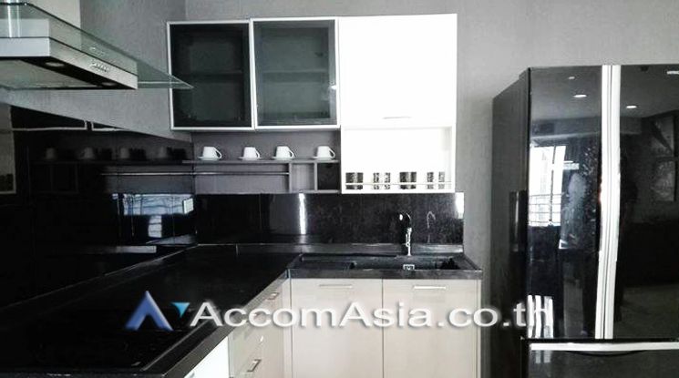 Waterford Diamond Tower Condominium  3 Bedroom For Rent BTS Phrom Phon05