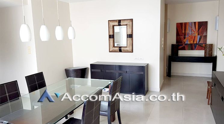 Traditional interiors Apartment  3 Bedroom For Rent BTS Phrom Phong in06