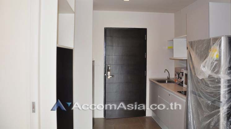 Tastefully Designed Apartment  2 Bedroom For Rent BTS Thong Lo in Sukh05