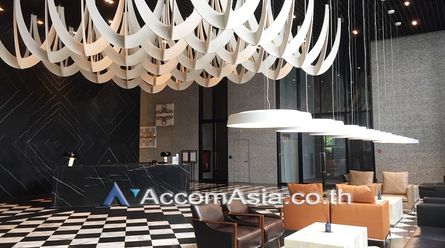 Noble Ploenchit Condominium  2 Bedroom For Rent BTS Ploenchit in Ploen02