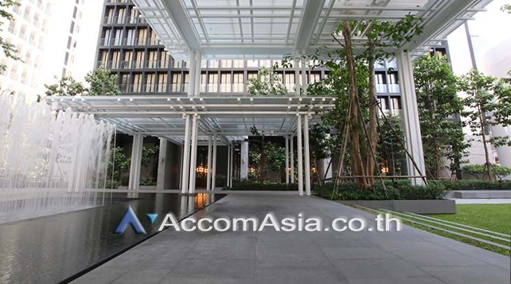 Noble Ploenchit Condominium  2 Bedroom For Rent BTS Ploenchit in Ploen05