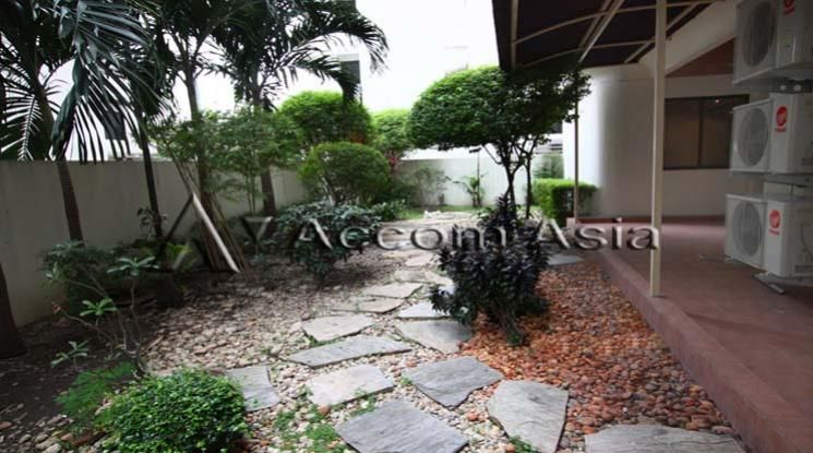 Suit for families Apartment  3 Bedroom For Rent BTS Asok - MRT Sukhumv01