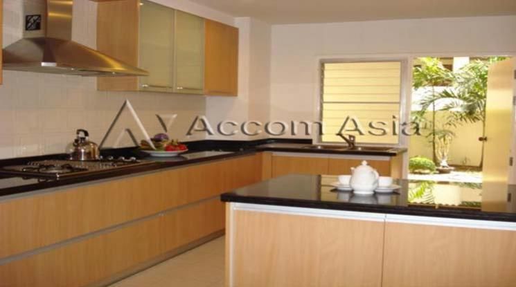 Suit for families Apartment  3 Bedroom For Rent BTS Asok - MRT Sukhumv03