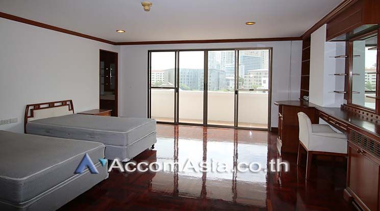 Homely atmosphere Apartment  3 Bedroom For Rent BTS Thong Lo in Sukhum03