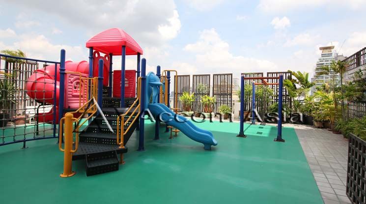 Perfect For Family Apartment  3+1 Bedroom For Rent BTS Phrom Phong in03