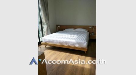 Park 24 Condominium  2 Bedroom For Rent BTS Phrom Phong in Sukhumvit B02