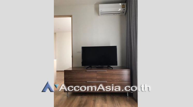 Park 24 Condominium  2 Bedroom For Rent BTS Phrom Phong in Sukhumvit B03