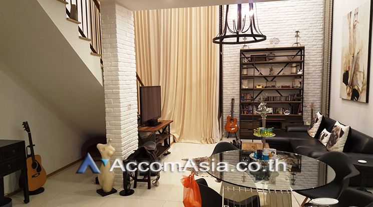 Duplex | The Emporio Place Condominium  1 Bedroom For Rent BTS Phrom P04