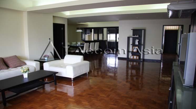 Specifically designed as homey Apartment  2+1 Bedroom For Rent BTS Tho04