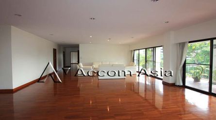 Penthouse | Ideal for big Apartment  4 Bedroom For Rent BTS Asok - MRT02