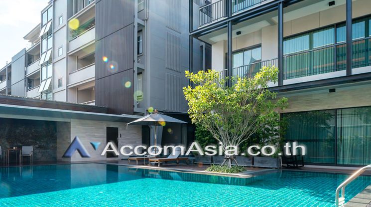 Step to Lumpini Park Apartment  2 Bedroom For Rent BTS Ploenchit in Pl04