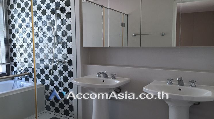 Aguston Sukhumvit Condominium Condominium  2 Bedroom For Rent BTS Phro05