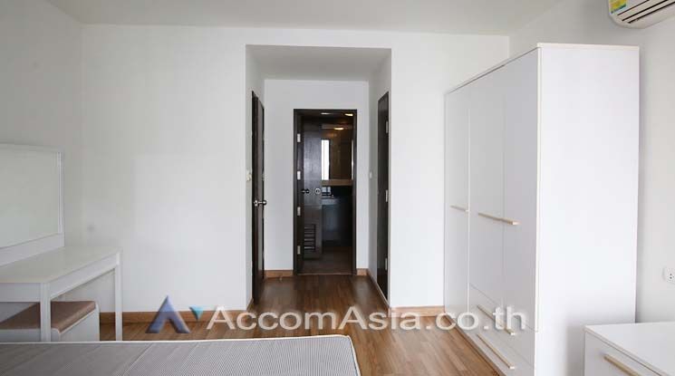 Y.O. Place Apartment  3 Bedroom For Rent BTS Phrom Phong in Sukhumvit03