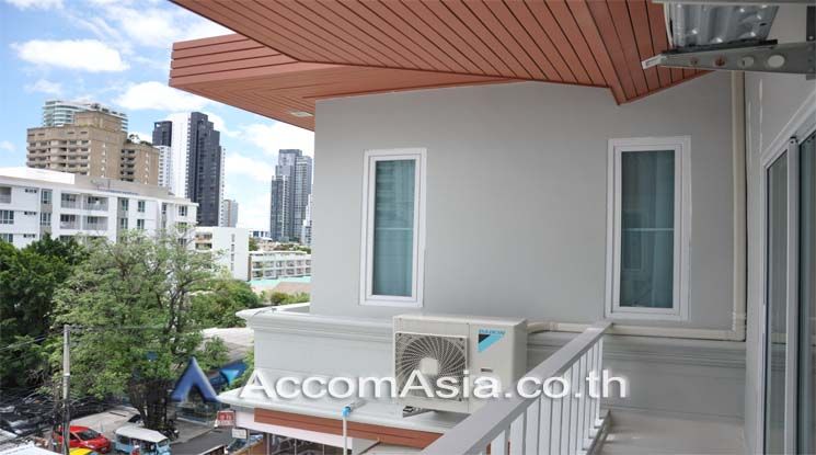 Duplex | Low rise Building Apartment  1+1 Bedroom For Rent BTS Thong L05