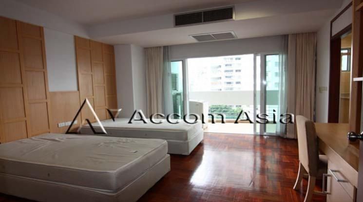 Perfect for big family Apartment  2 Bedroom For Rent BTS Phrom Phong i03