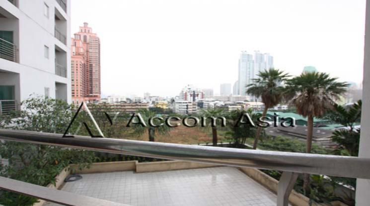 Perfect for big family Apartment  2 Bedroom For Rent BTS Phrom Phong i06