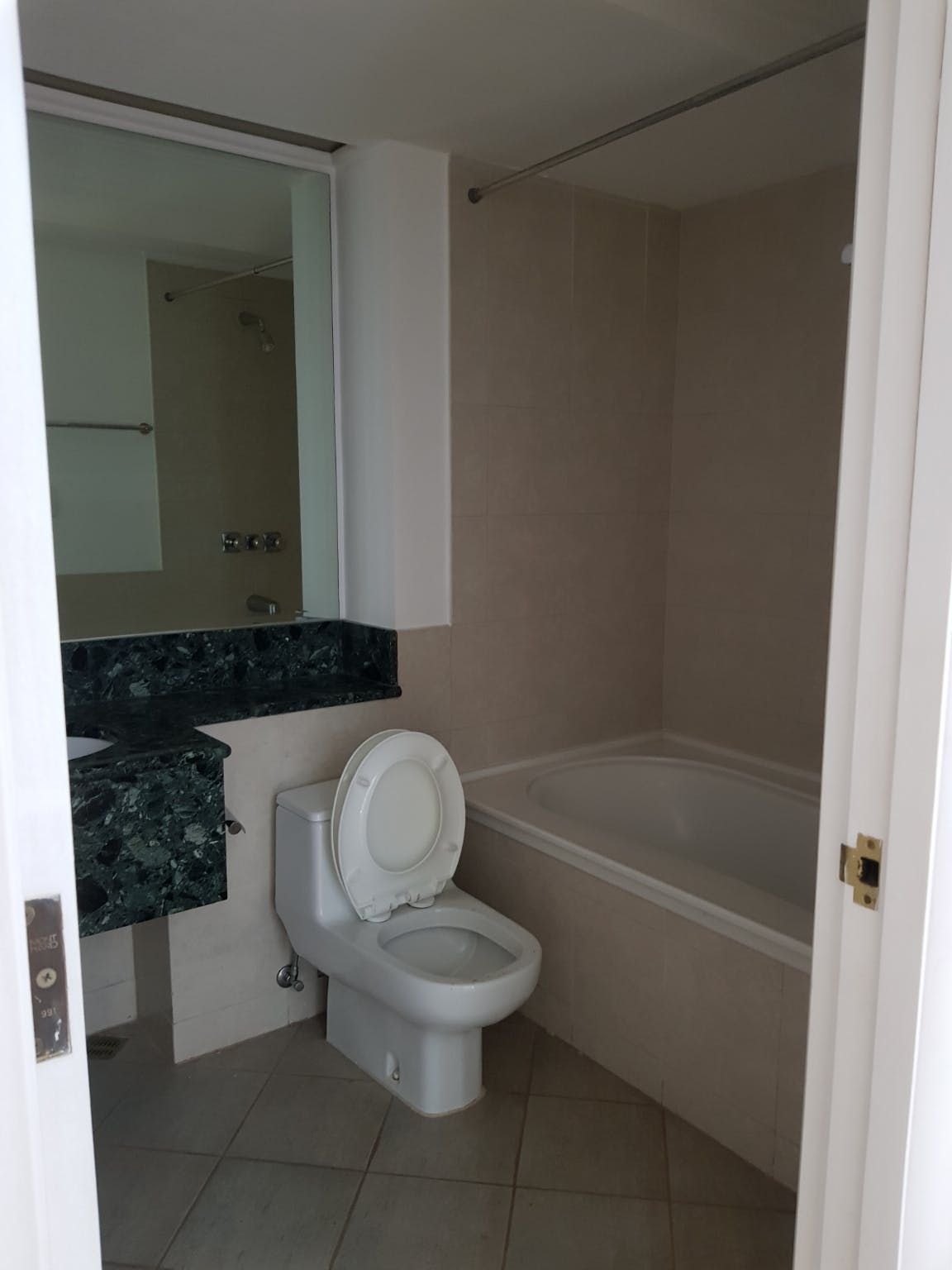 "3BR Condo for Rent in Pacific Plaza Towers, BGC - Bonifacio Global Cit"06