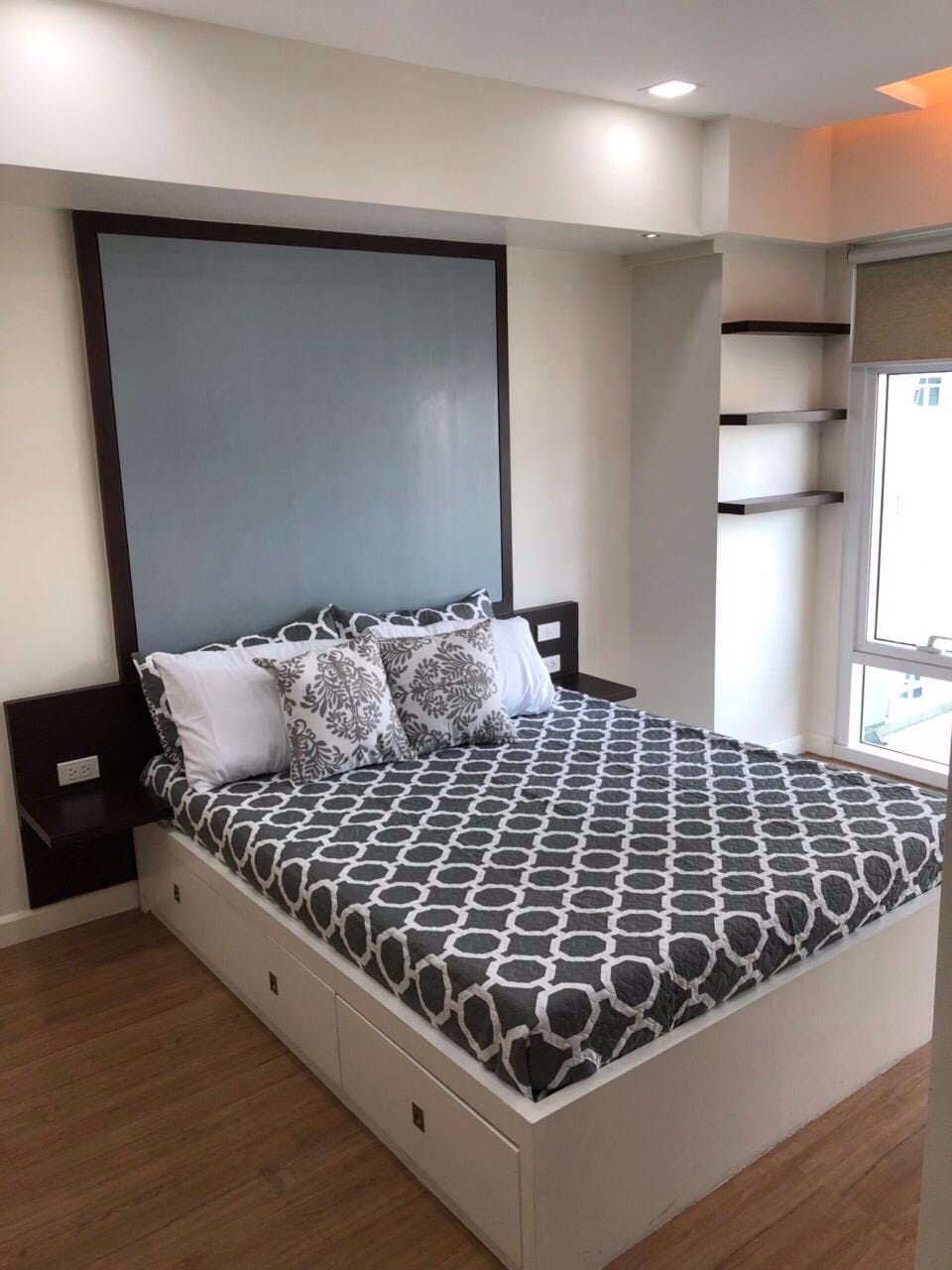 "2BR Condo for Rent in Red Oak at Two Serenda, BGC - Bonifacio Global C"10