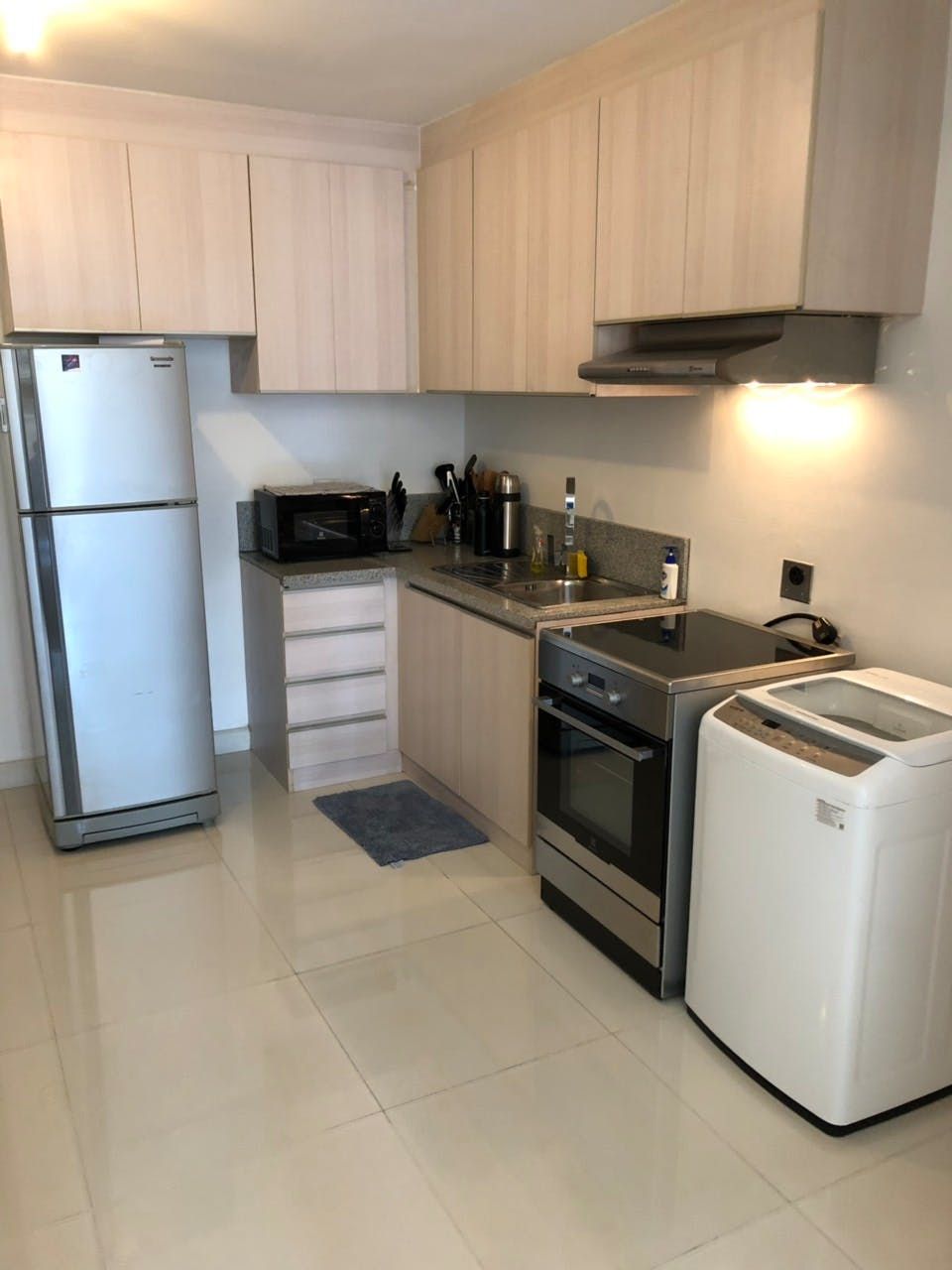 "1BR Condo for Rent in Signa Designer Residences, Salcedo Village, Maka"04