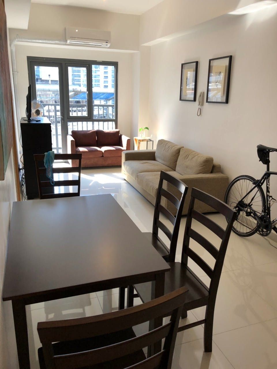 "1BR Condo for Rent in Signa Designer Residences, Salcedo Village, Maka"06